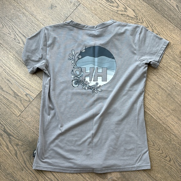 Helly Hansen Logo Tee - Picture 4 of 5